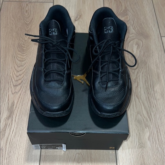 Nike Other - EUC - Air Jordan Max Aura 3 Black/Anthracite - Size US 10.5